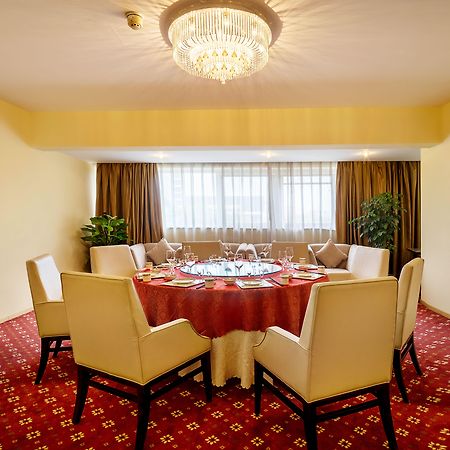 Holiday Inn Express Tianjin Airport By Ihg Exteriör bild