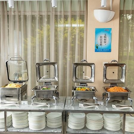 Holiday Inn Express Tianjin Airport By Ihg Exteriör bild