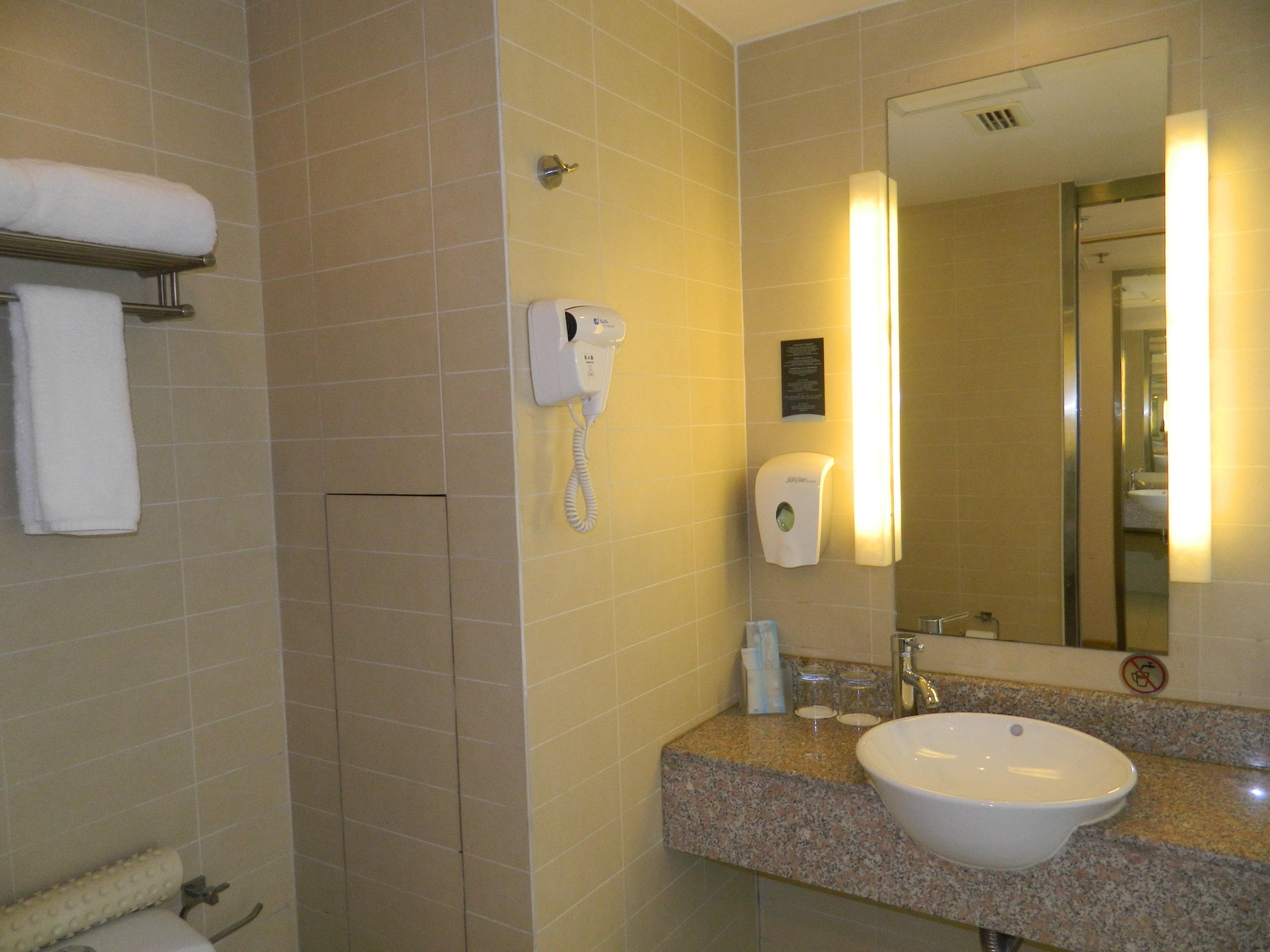 Holiday Inn Express Tianjin Airport By Ihg Exteriör bild